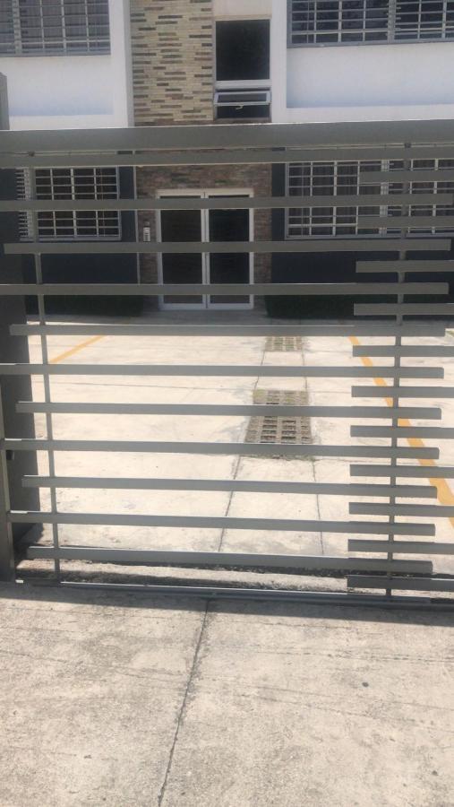 Paramount 3-Bedroom Apartment With Parking 普拉塔港 外观 照片